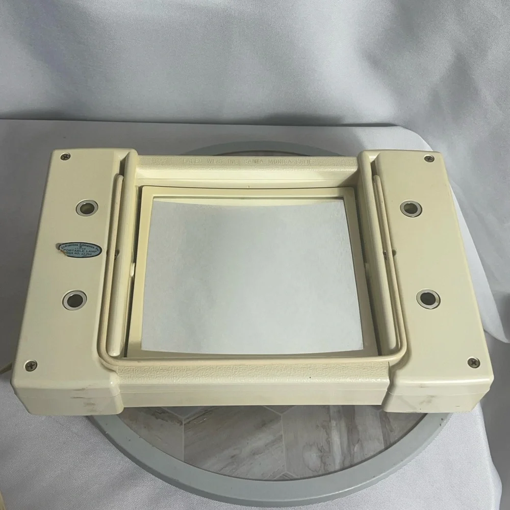 Vintage Lite-Fantastik Lighted Makeup Mirror 1970s Portable Works